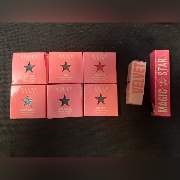 Jeffree Star Cosmetics 8 Item Bundle Lot Brand New Eyeshadow Lipstick Concealer - Picture 1 of 5